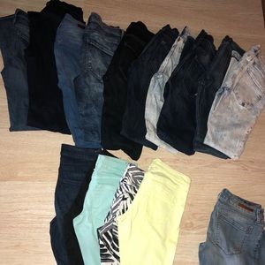 16 Pairs of Express skinny jeans size 2,4